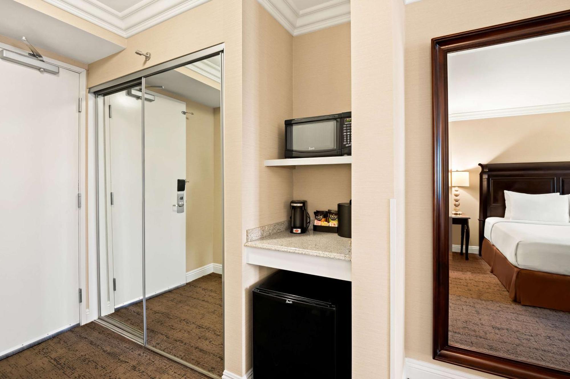 Best Western Ontario Mills Mall Luaran gambar